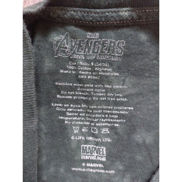Marvel Avengers T Shirt Mens Small Hulk Vs Hulkbuster Green Against The Machine - Picture 6 of 12